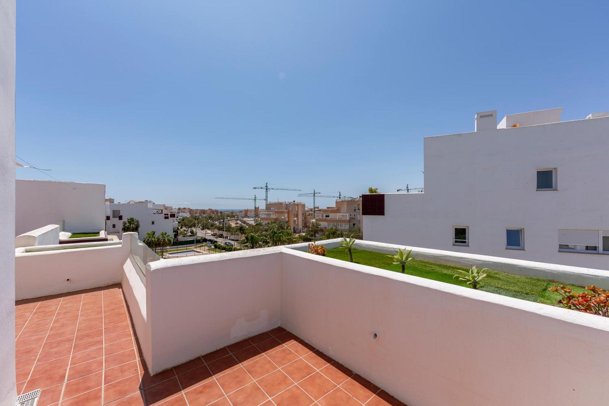 Atico Nuevo Con Piscina Apartamento Almería